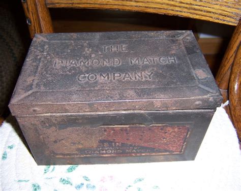 Diamond Match Company Box, Metal Match Safe, Rustic 